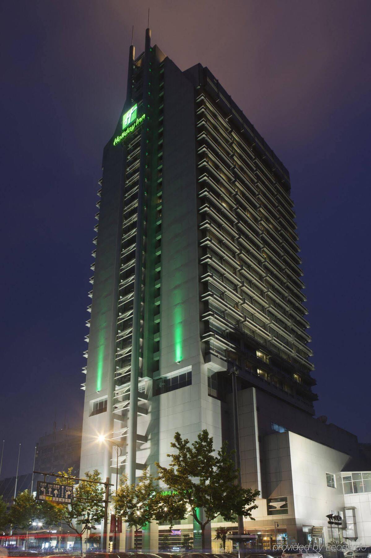 Holiday Inn Hangzhou City Center Exterior photo